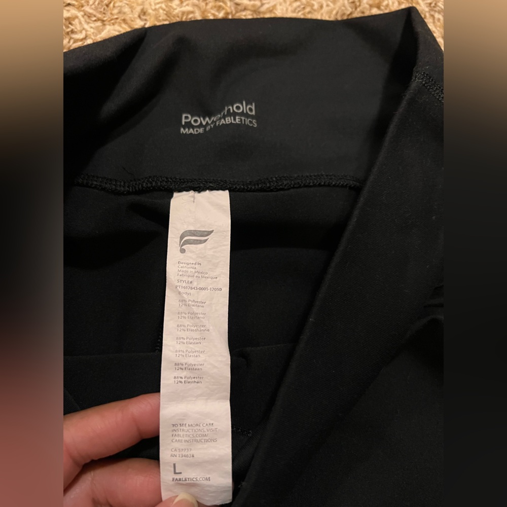 Fabletics bundle!! - Picture 15 of 16